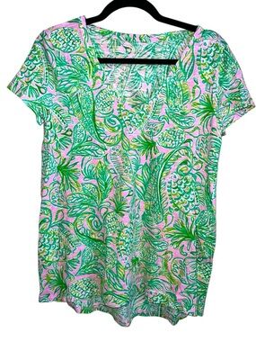 𝐋𝐈𝐋𝐋𝐘 𝐏𝐔𝐋𝐈𝐙𝐓𝐄𝐑 | SHORT SLEEVE V-NECK TOP